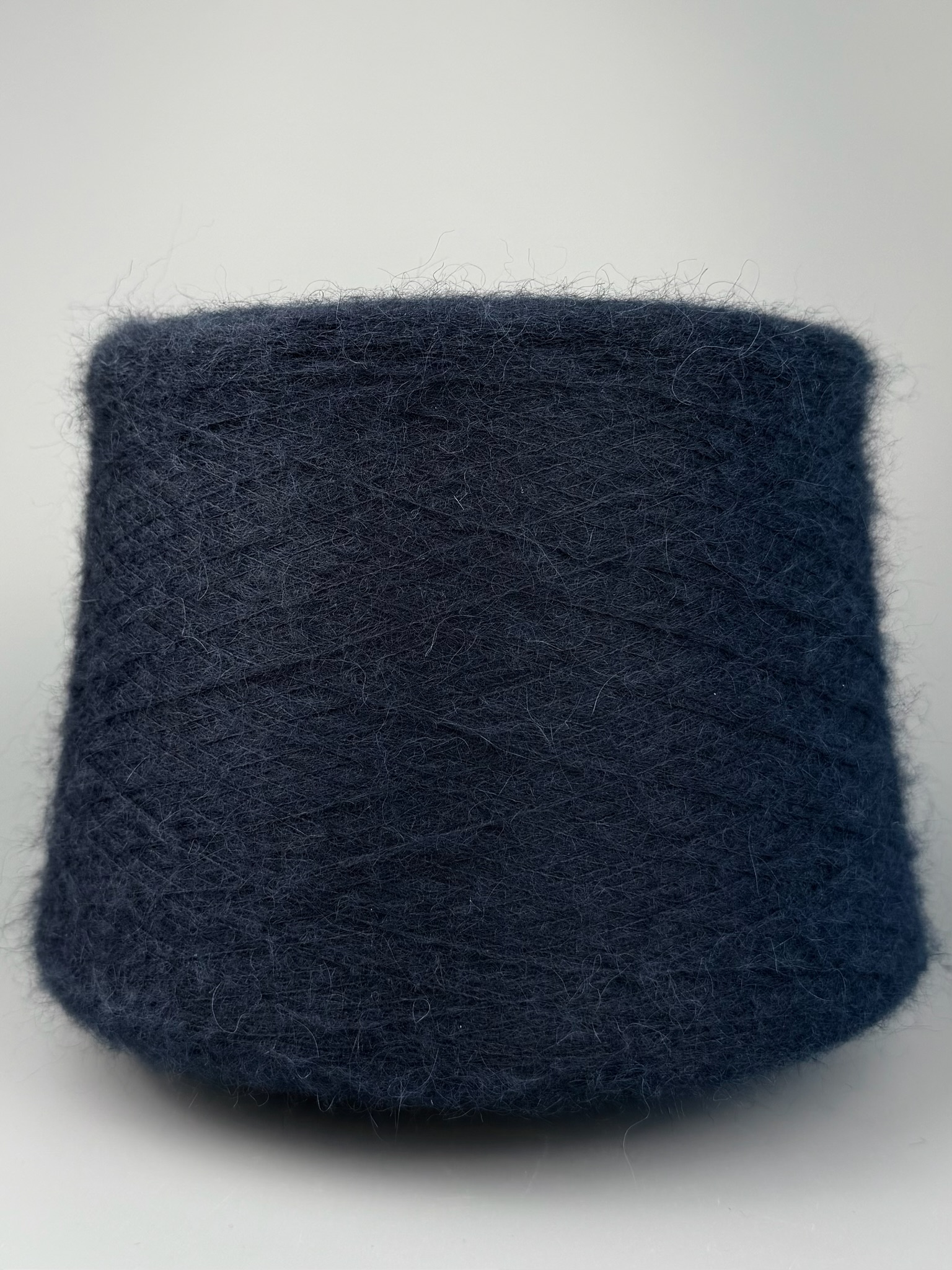 Pecci Filat Art. Soriano 1500 m / 100 g – Garn aus Babyalpaka und Merino col. Blu notte foto 2